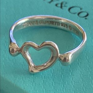Tiffany & Co. Elsa Peretti sterling silver ring